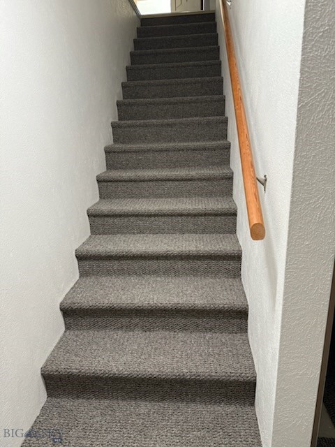 106 Lonesome Dove Rd