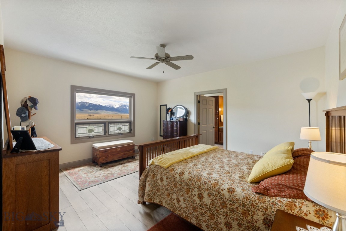 106 Lonesome Dove Rd