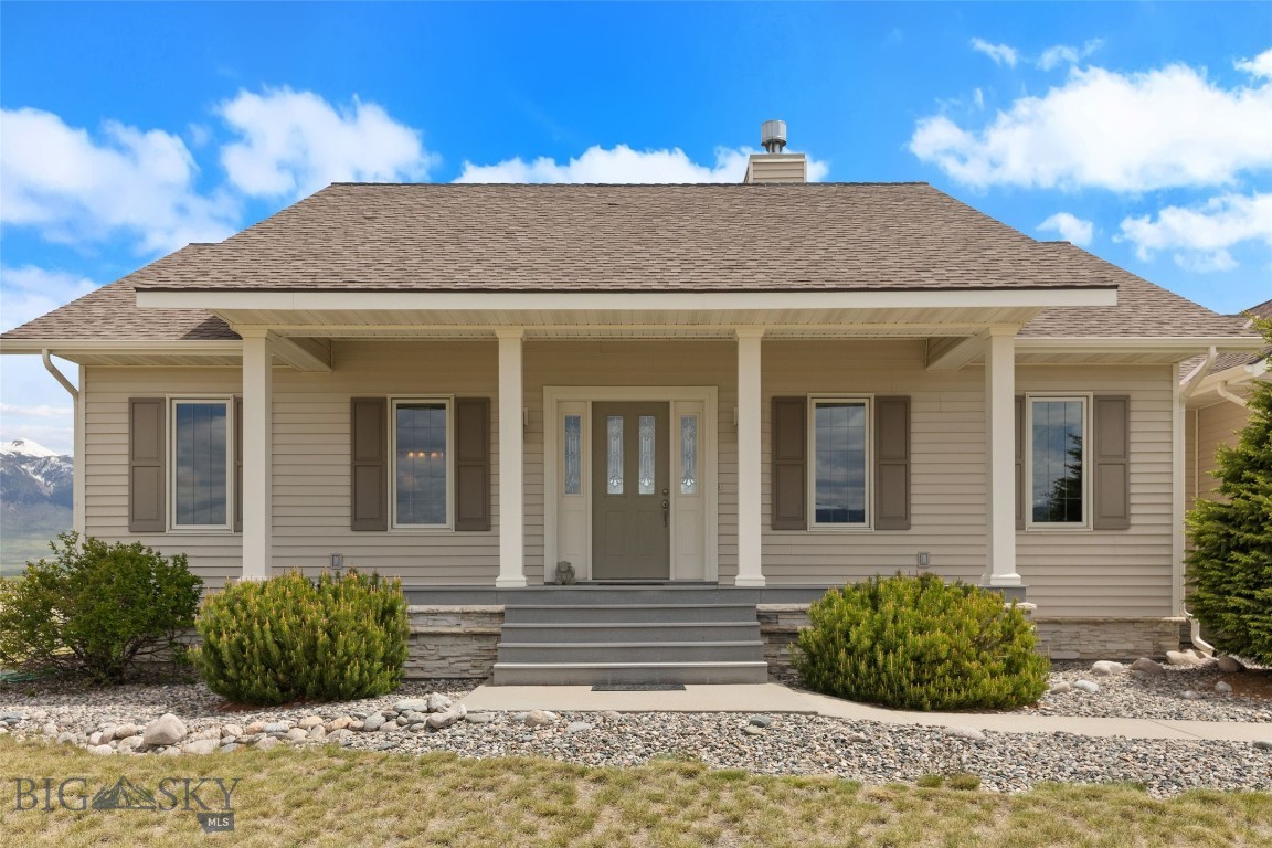 106 Lonesome Dove Rd