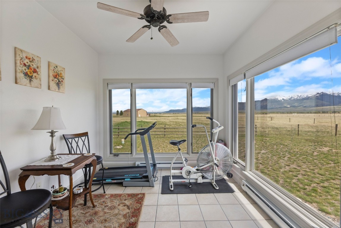 106 Lonesome Dove Rd