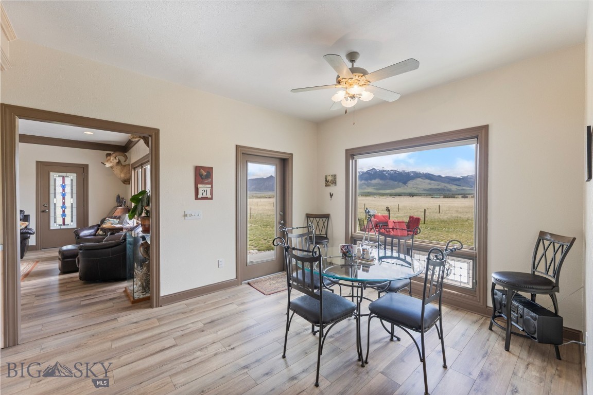 106 Lonesome Dove Rd