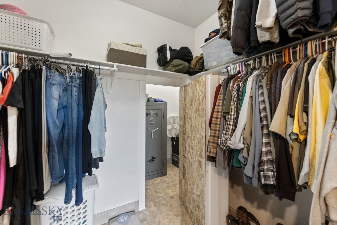 106 Lonesome Dove Rd