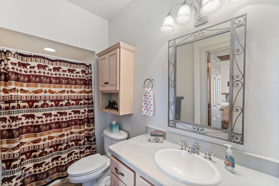 106 Lonesome Dove Rd