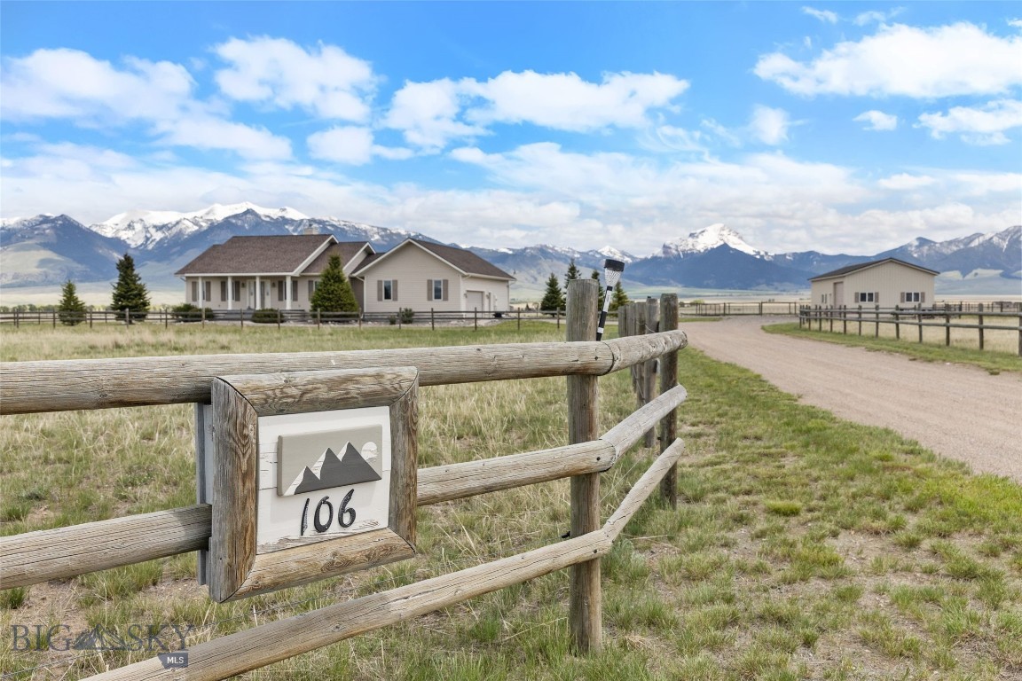 106 Lonesome Dove Rd