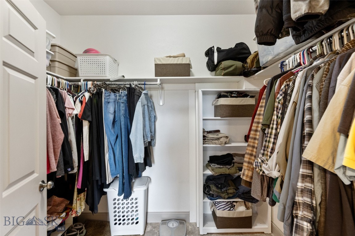 106 Lonesome Dove Rd