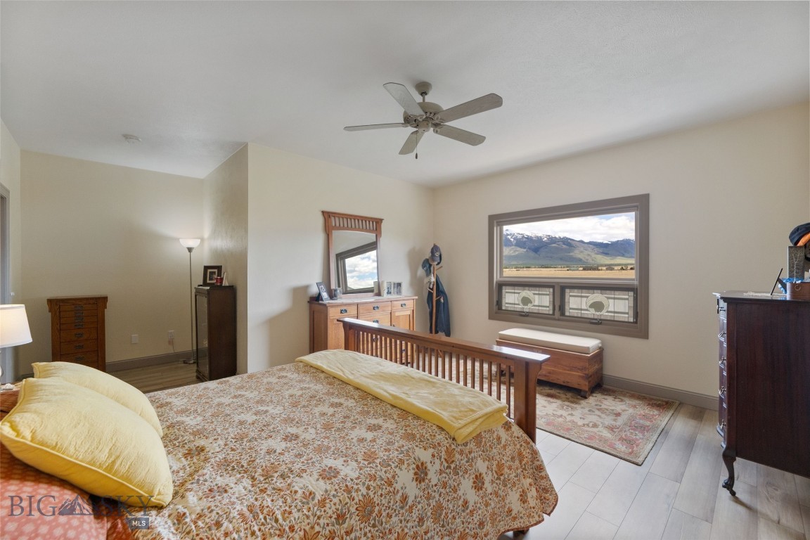 106 Lonesome Dove Rd