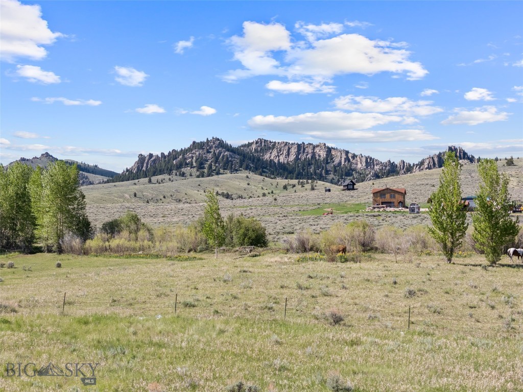 Parcel 87B Shining Mountains West