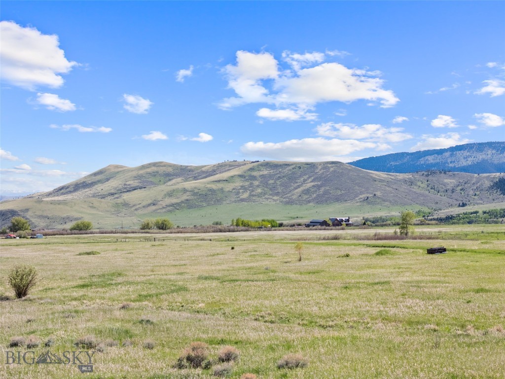 Parcel 87B Shining Mountains West