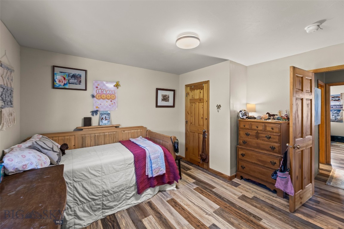 39 Rainbow Loop Drive