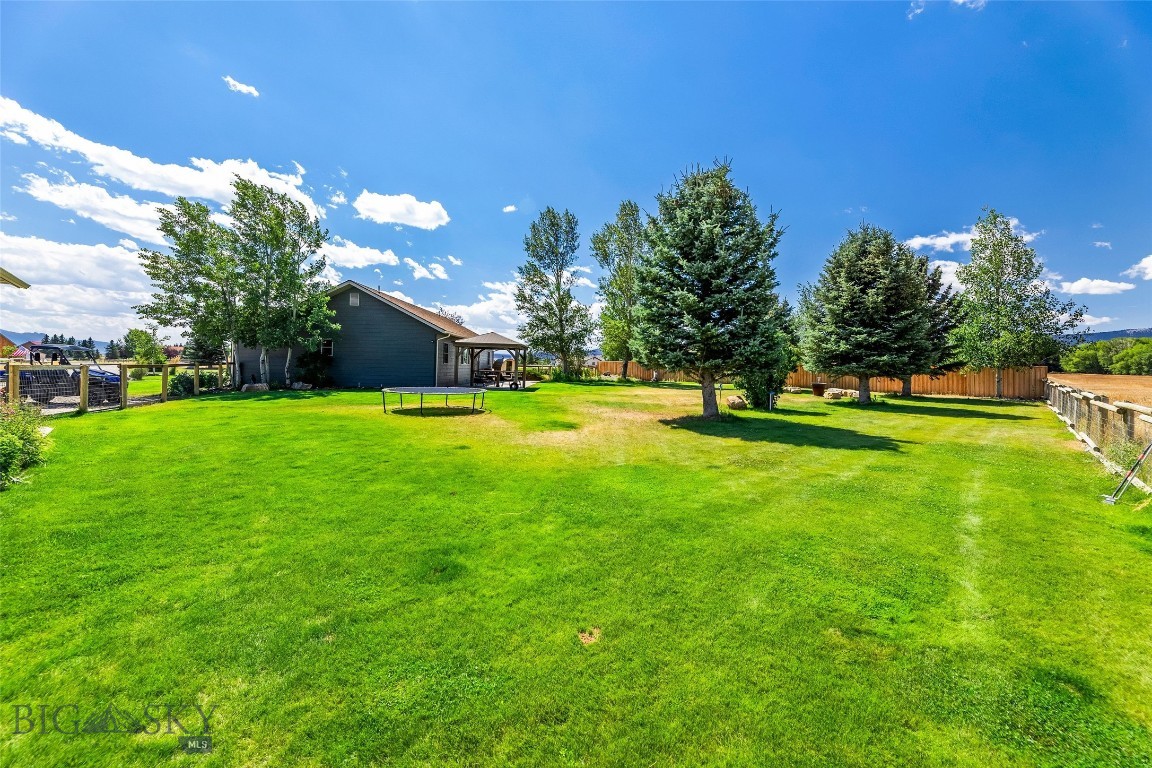 39 Rainbow Loop Drive