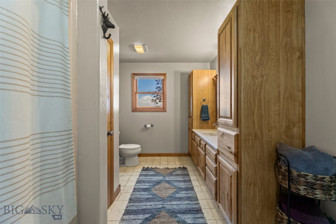 39 Rainbow Loop Drive