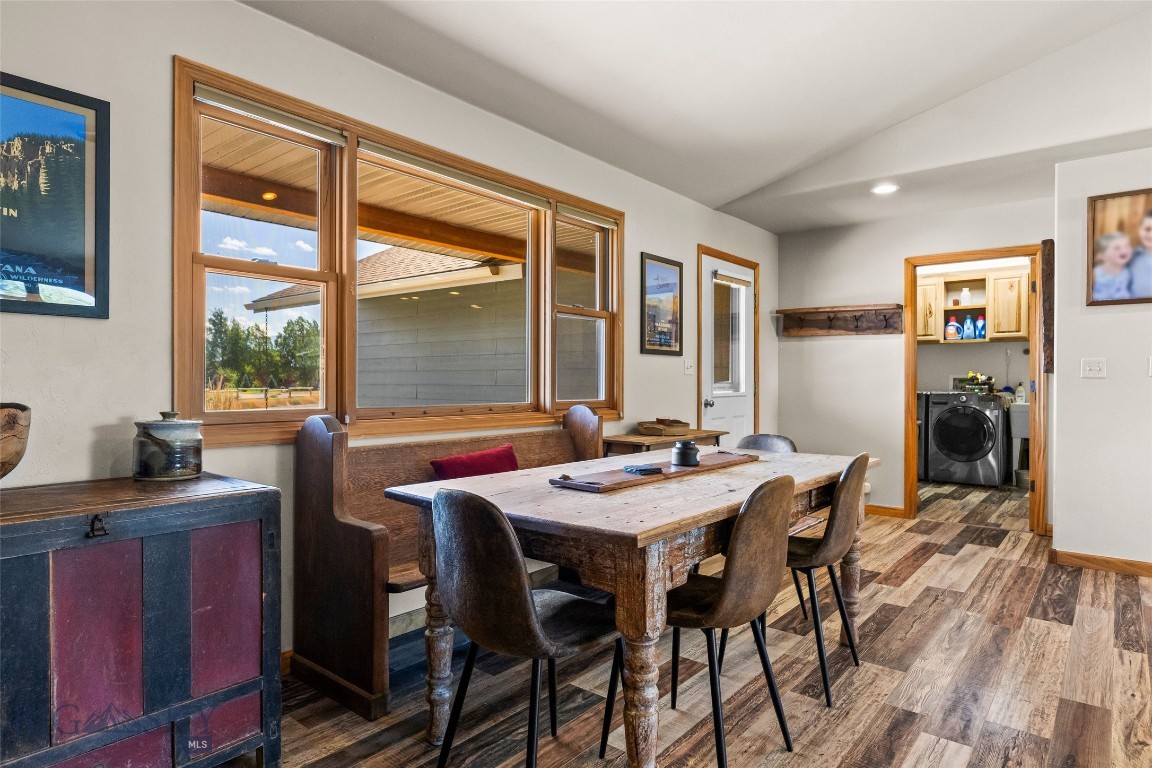 39 Rainbow Loop Drive