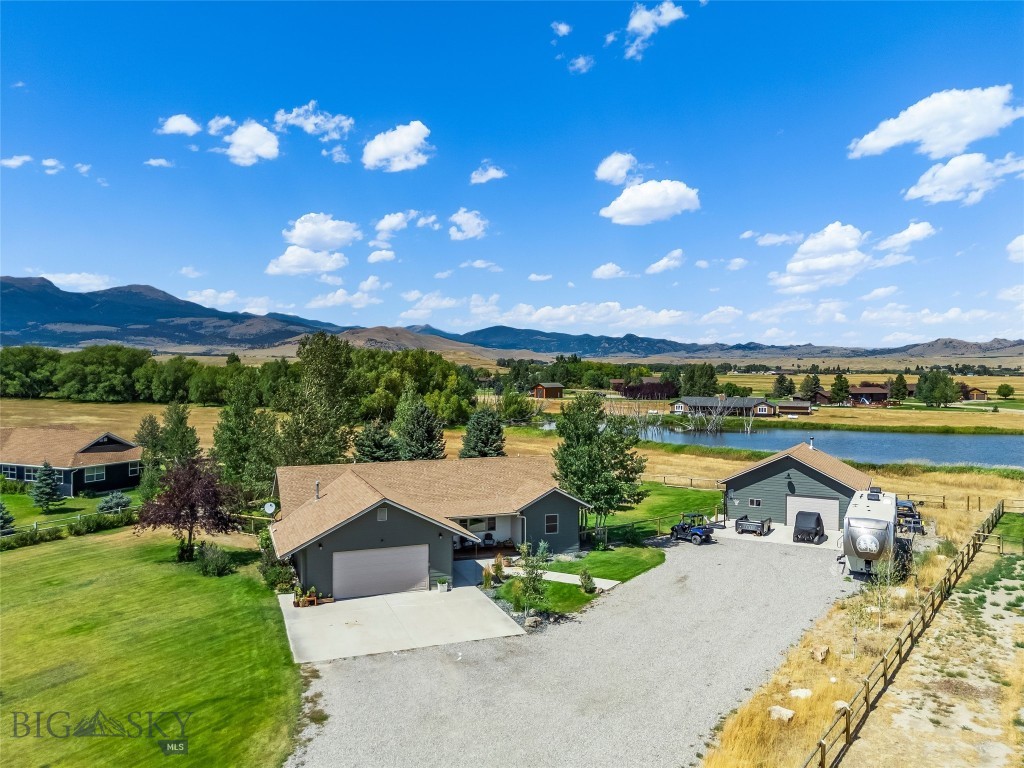 39 Rainbow Loop Drive