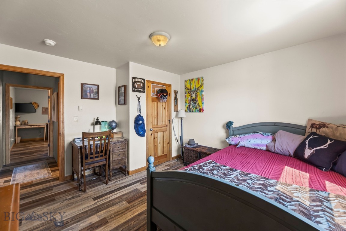 39 Rainbow Loop Drive