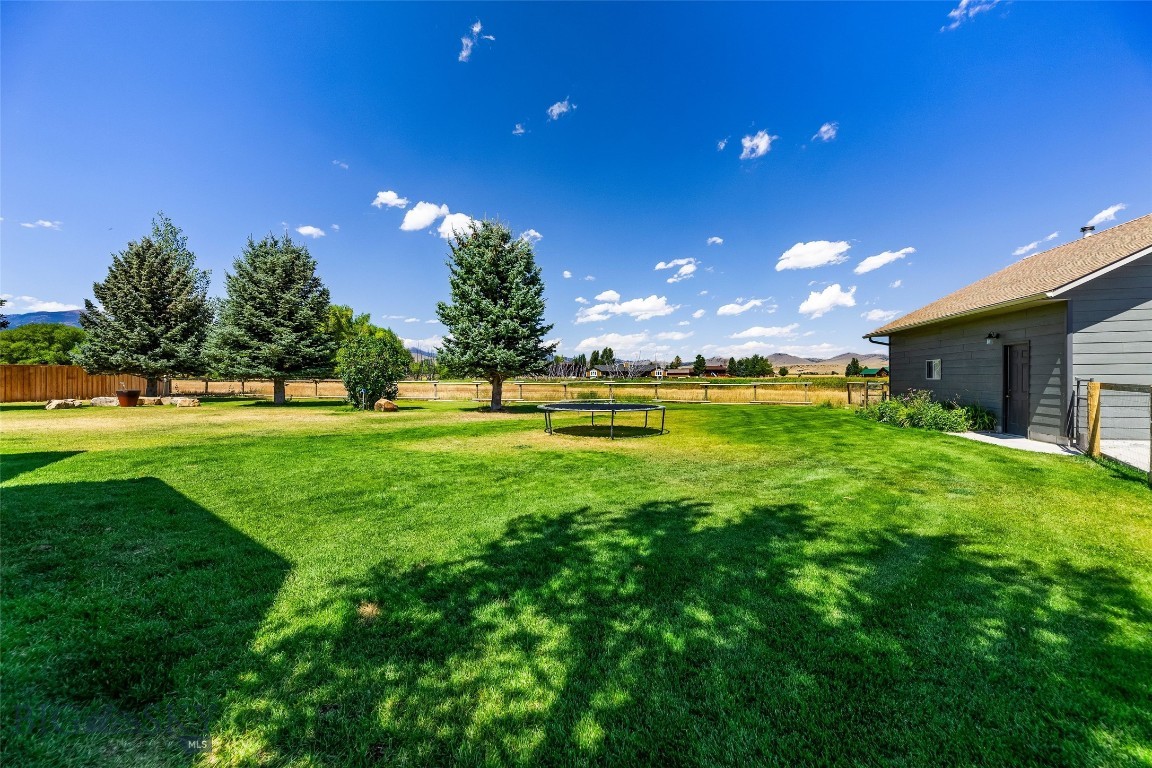 39 Rainbow Loop Drive