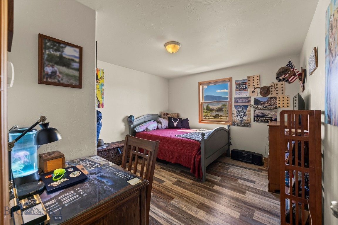 39 Rainbow Loop Drive