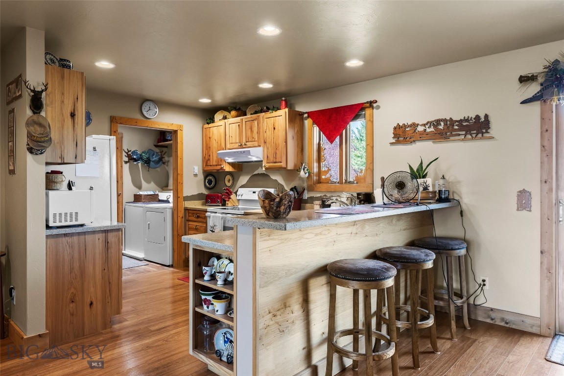 10 S Rainbow Loop Drive