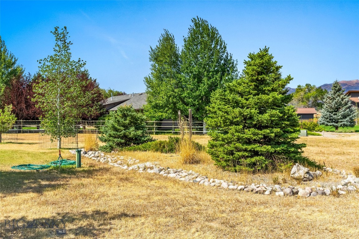 10 S Rainbow Loop Drive