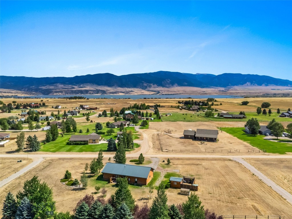 10 S Rainbow Loop Drive