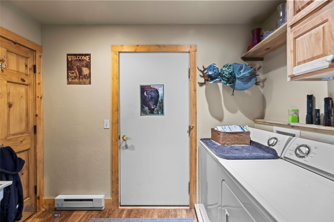 10 S Rainbow Loop Drive