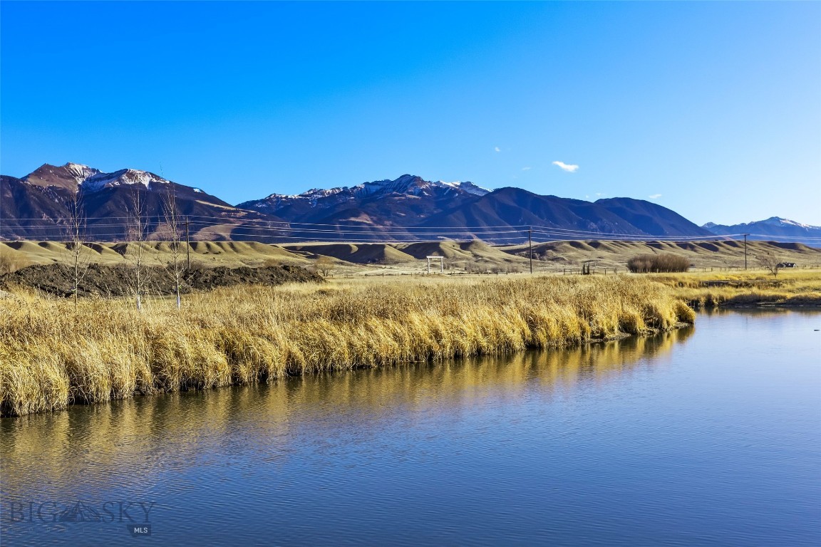 311 Jeffers Loop Road