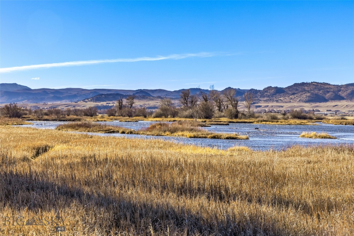 311 Jeffers Loop Road