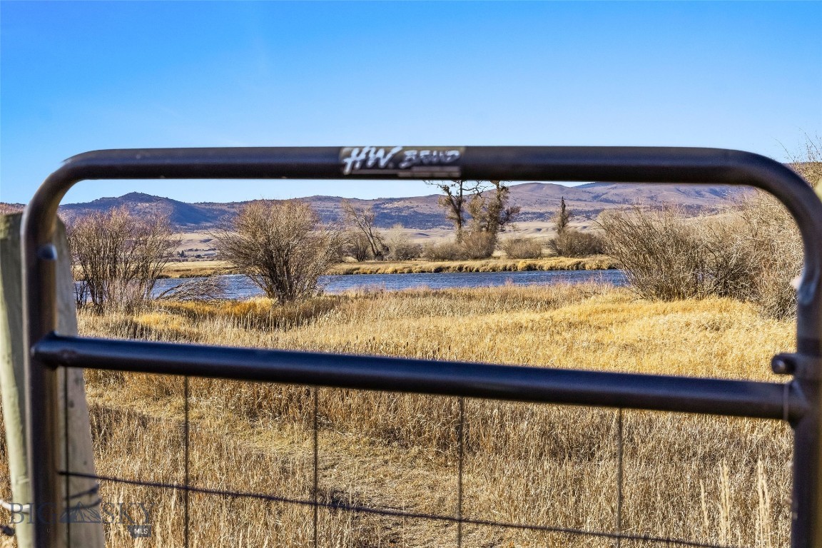 311 Jeffers Loop Road