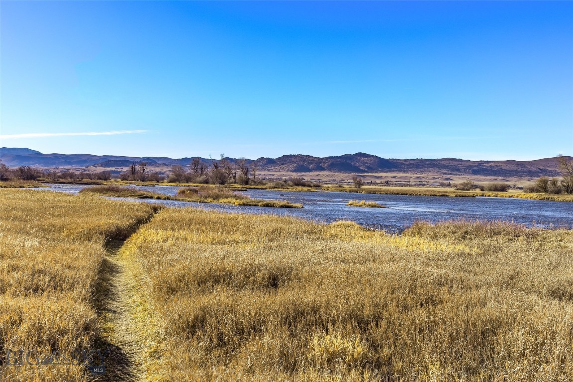 311 Jeffers Loop Road