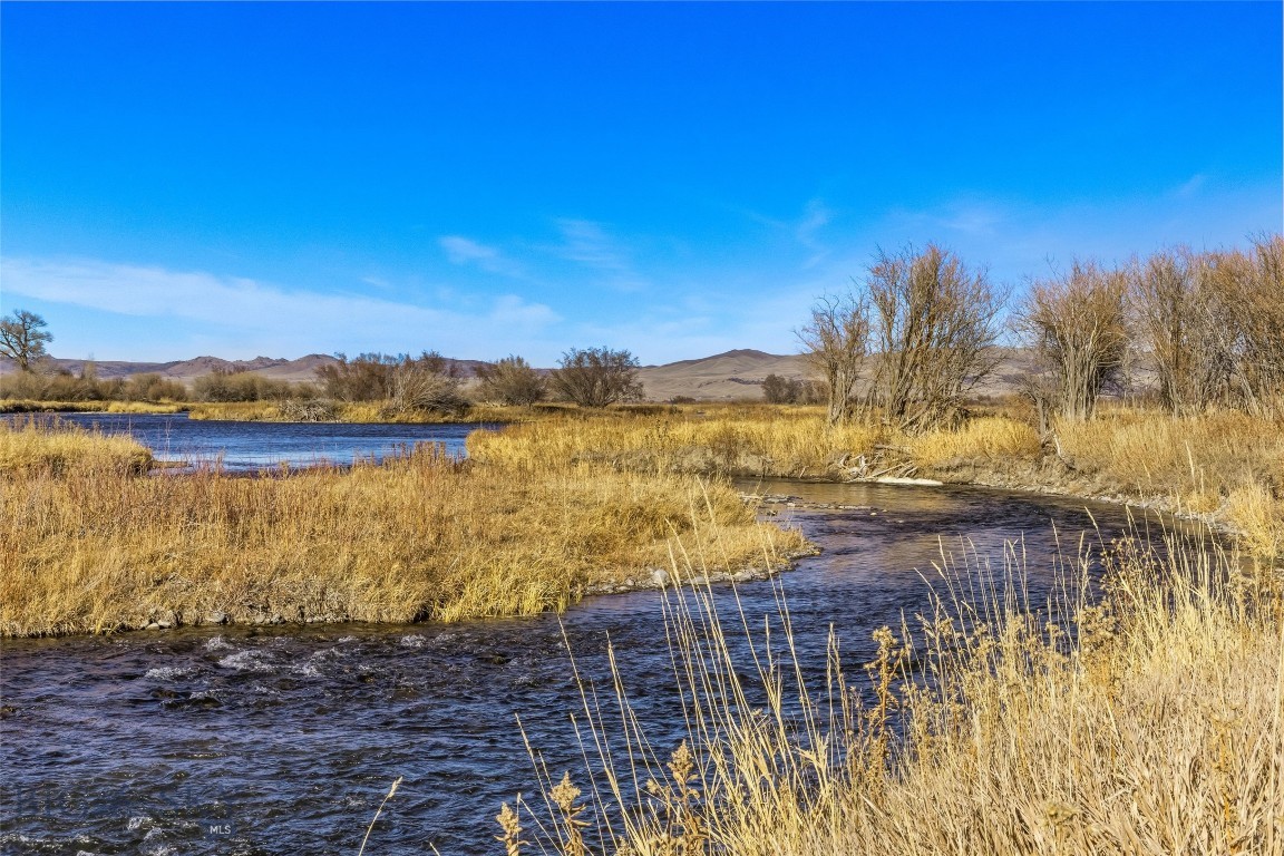 311 Jeffers Loop Road