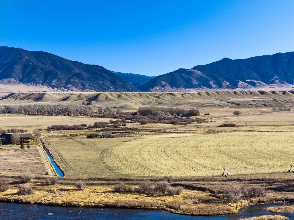 311 Jeffers Loop Road