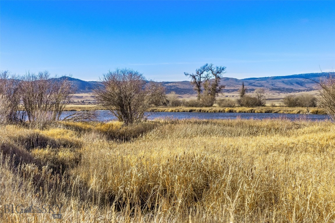 311 Jeffers Loop Road