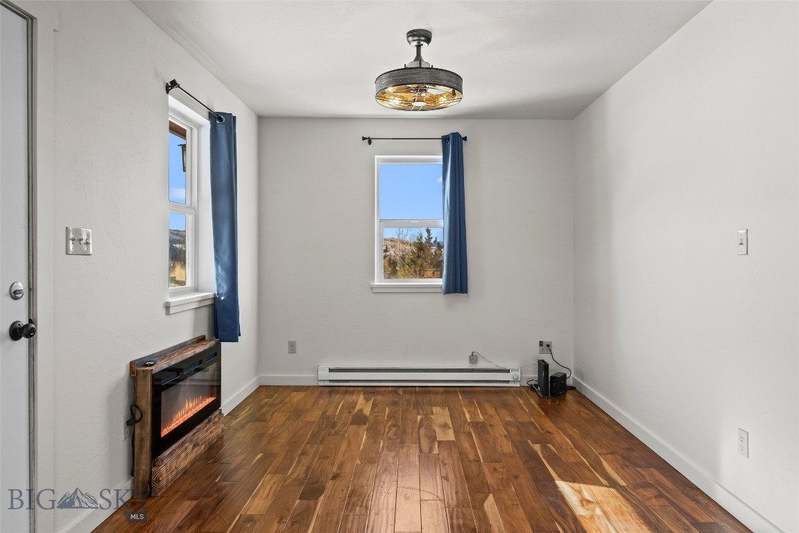 415 E Madison