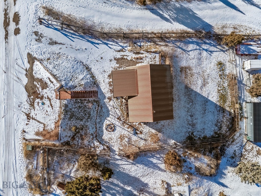 415 E Madison