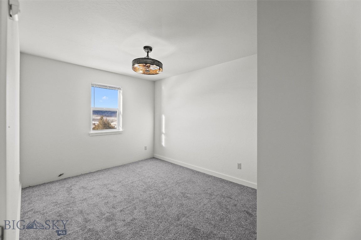 415 E Madison
