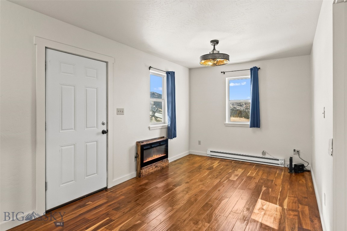 415 E Madison