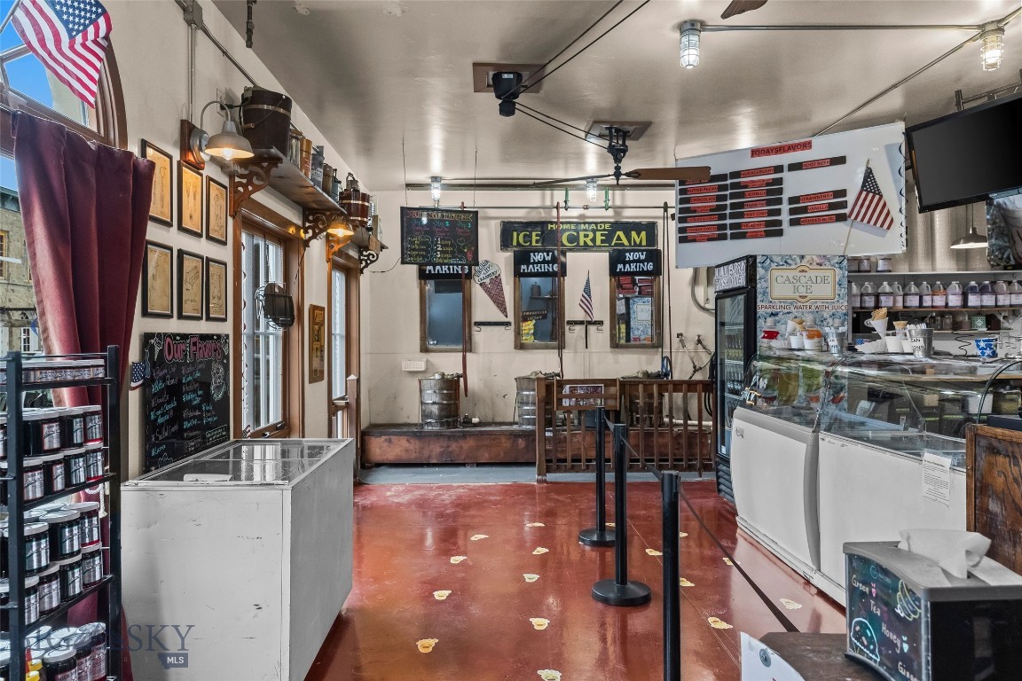 205 W Wallace Street