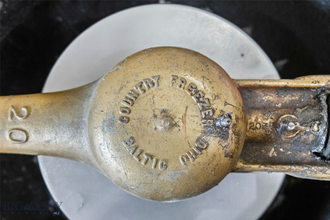 205 W Wallace Street