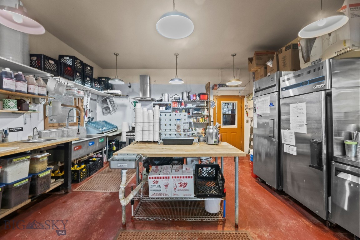 205 W Wallace Street