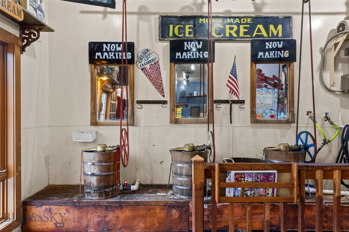 205 W Wallace Street