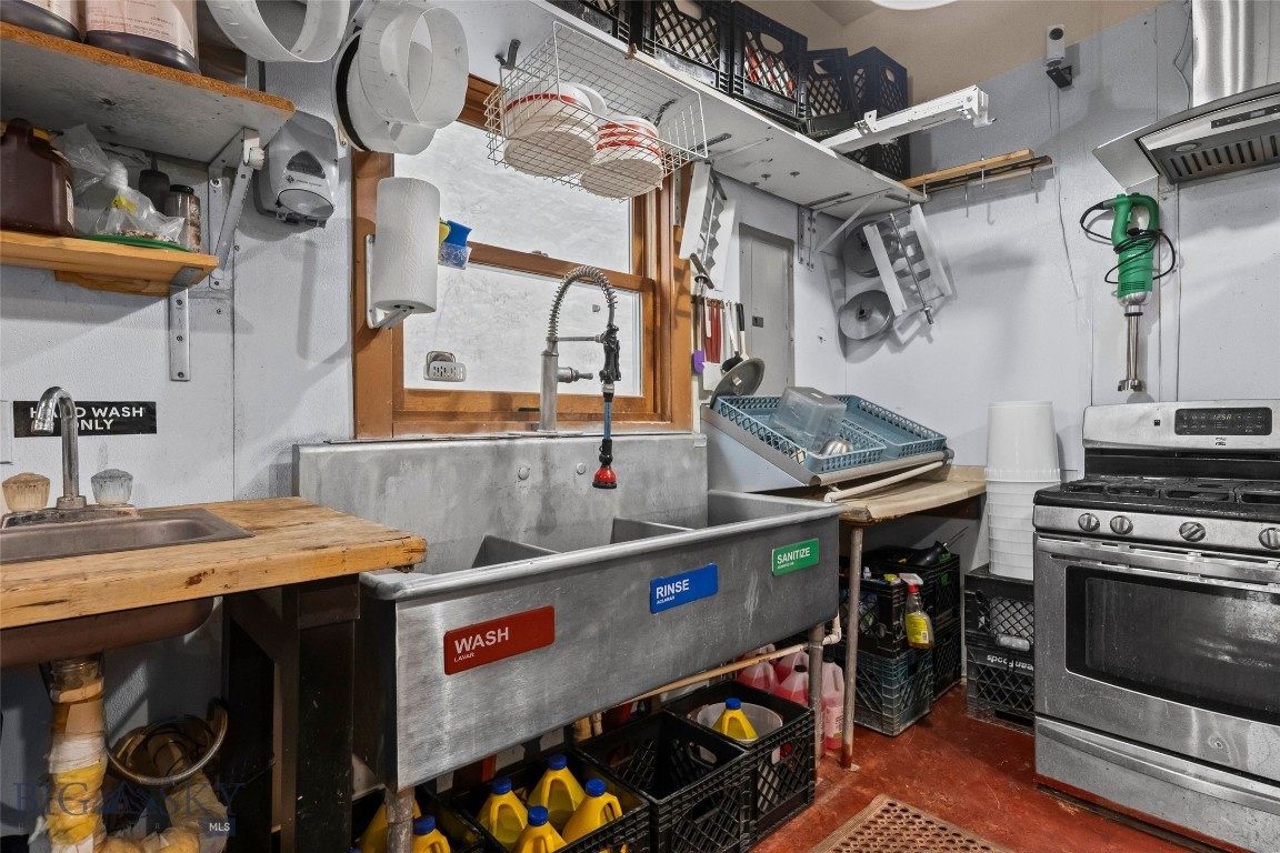 205 W Wallace Street