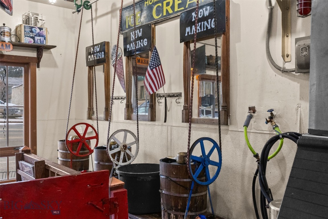 205 W Wallace Street