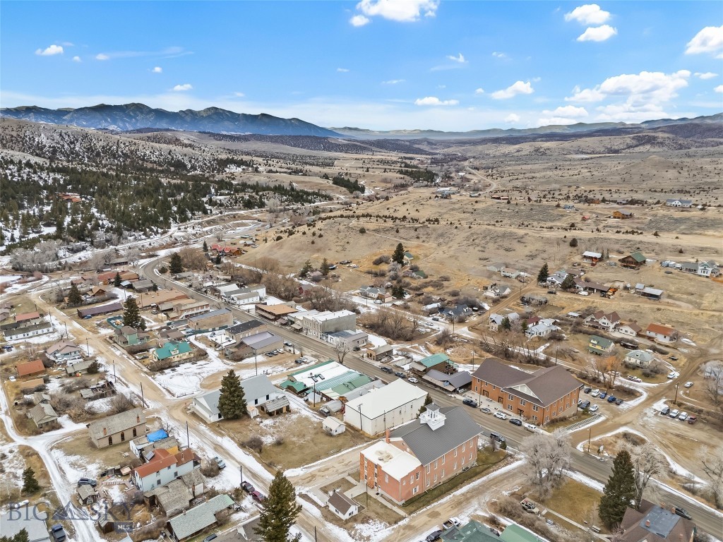 205 W Wallace Street