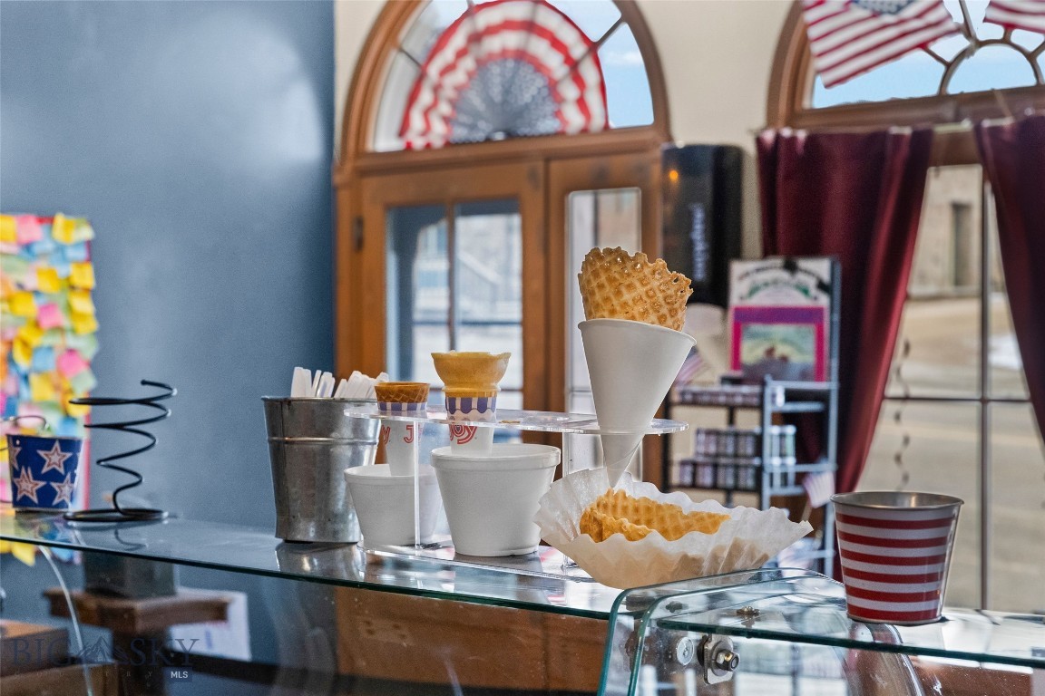 205 W Wallace Street