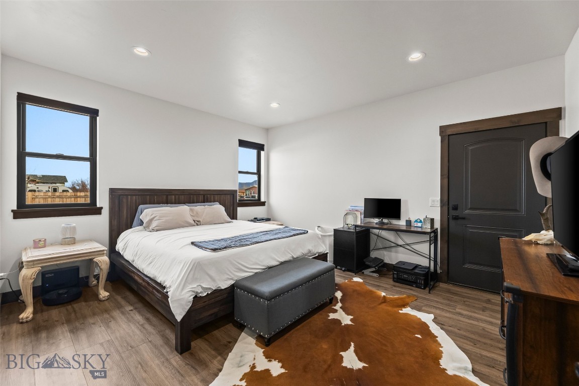 726 & 728 Madison Avenue