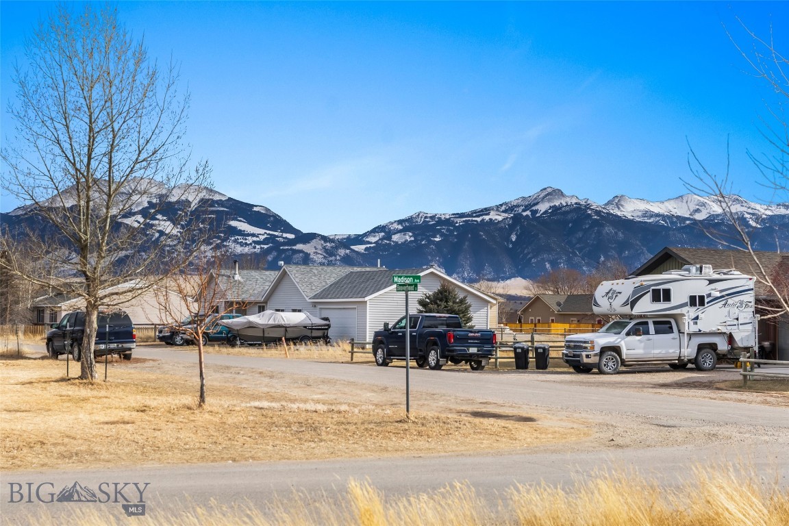 726 & 728 Madison Avenue