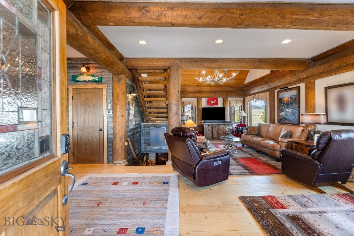 6 Browtine Ln