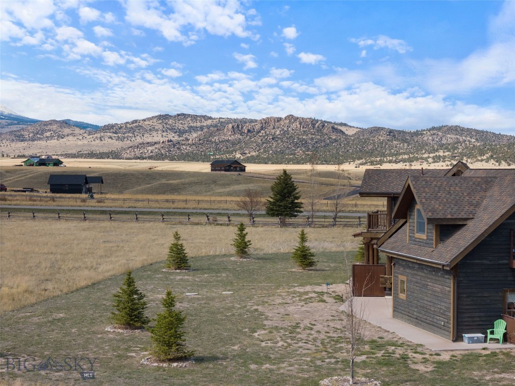 6 Browtine Ln