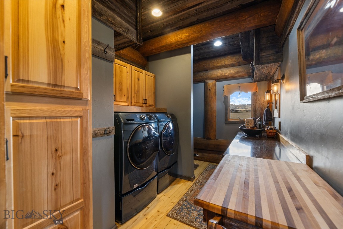 6 Browtine Ln