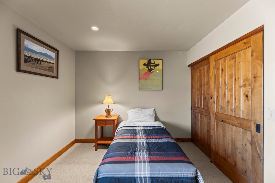 19 Green Wing Road