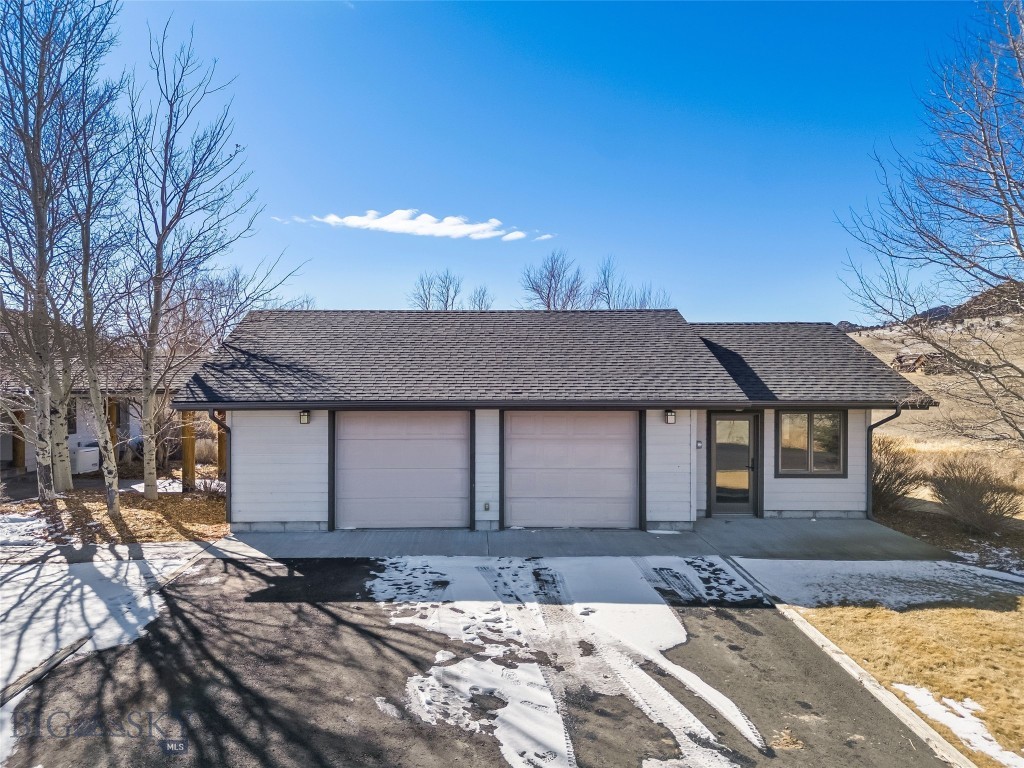 19 Green Wing Road